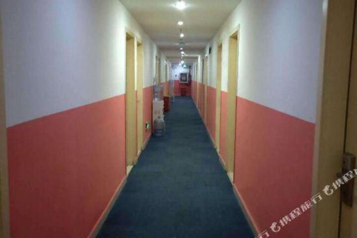 Beijing fudaojia hotel（Yuquanying Bridge）