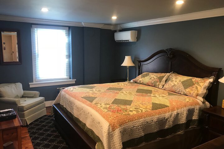 Room 9 of 64