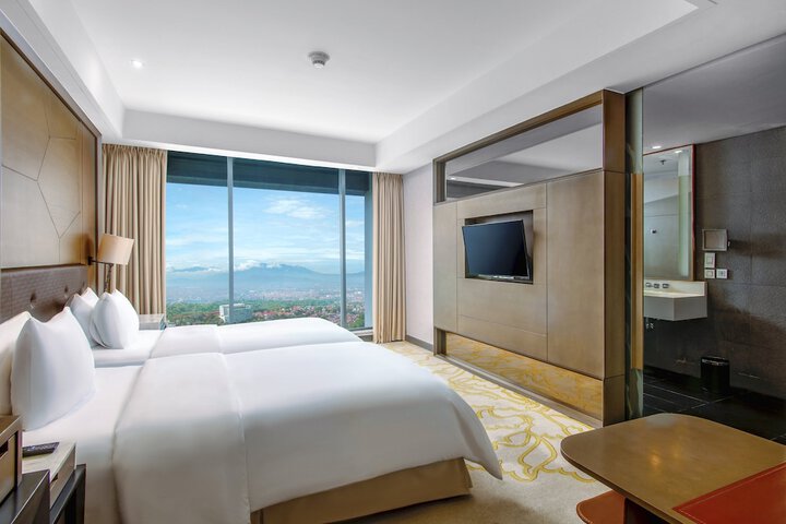 Room 21 of 147