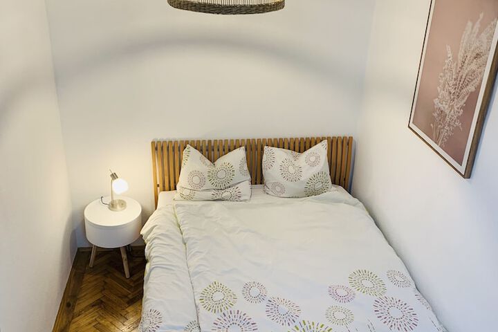 Room 4 of 21