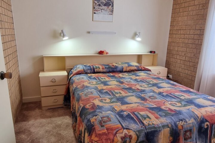 Room 3 of 35