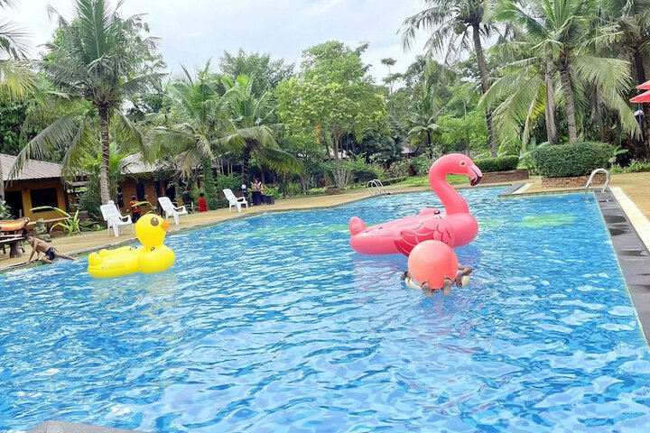 Pool 56 of 105
