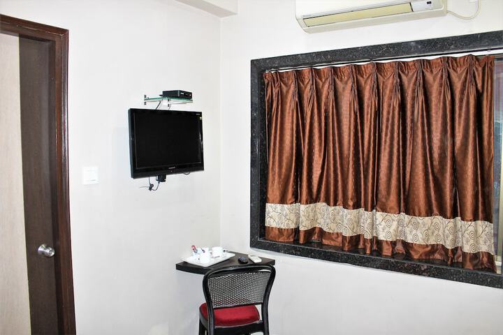 Room 6 of 47