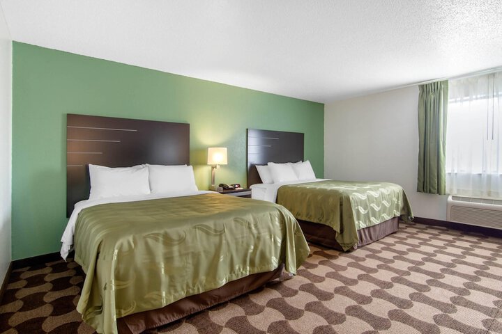 Room 20 of 47