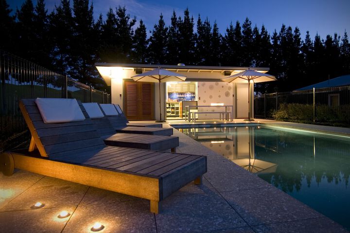 Pool Hotel