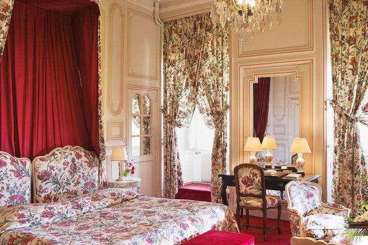 Room 5 of 22