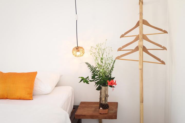 Room 4 of 31