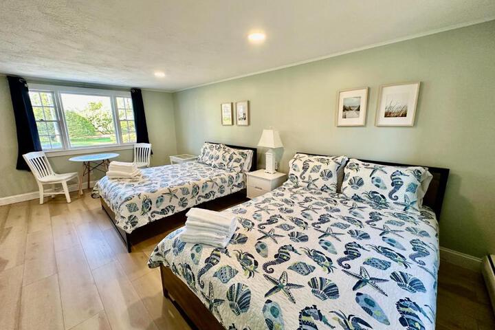 Standard Double Room (3 of 3)
