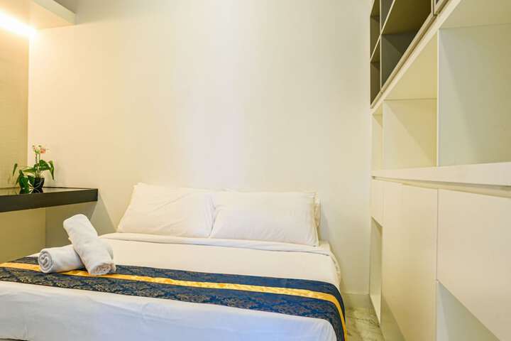 Room 15 of 95