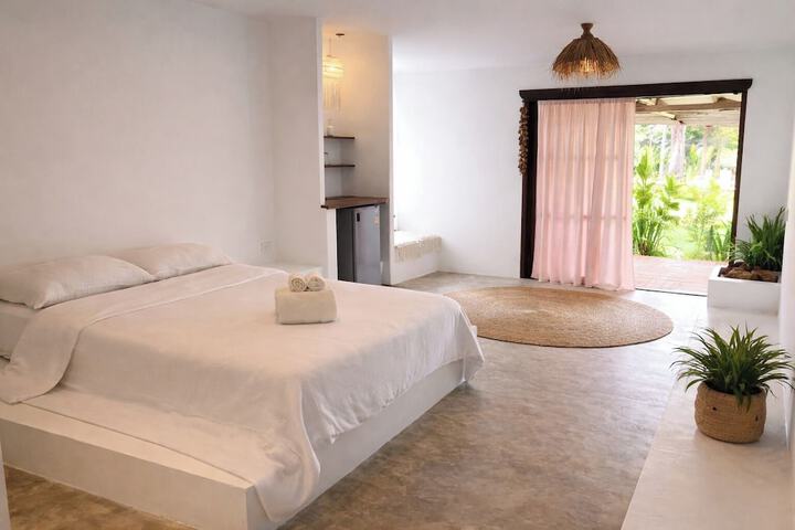 Room 4 of 46