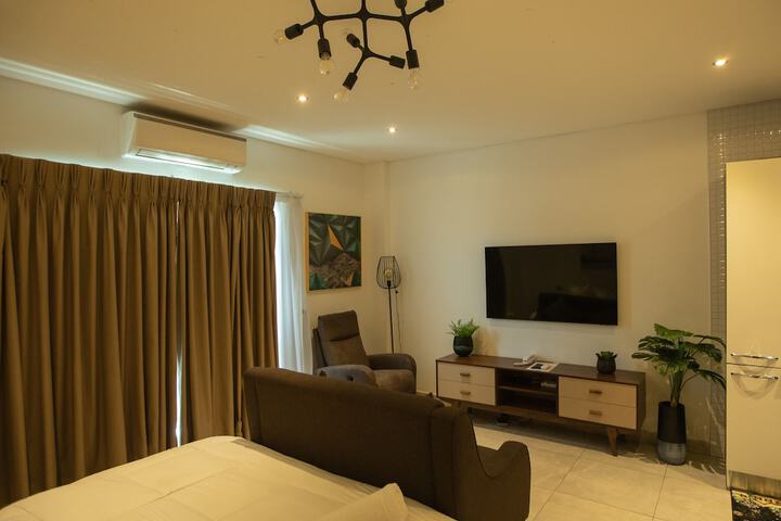 Room 55 of 136