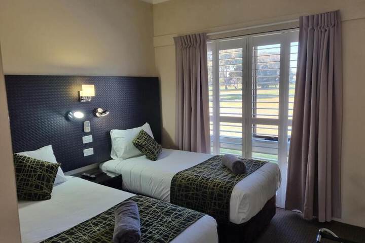 Room 21 of 55