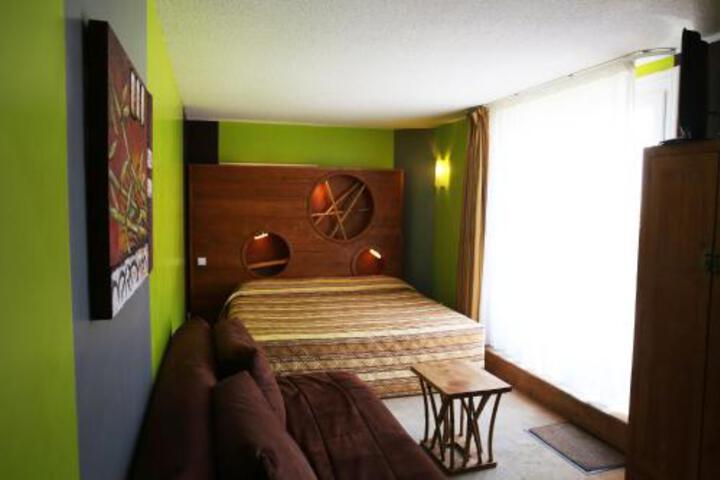 Photo 12