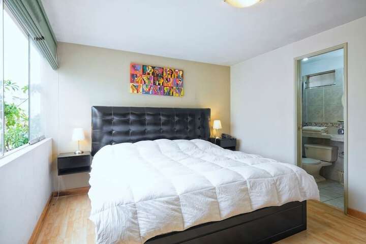 Room 4 of 24
