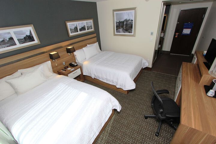 Room 15 of 65