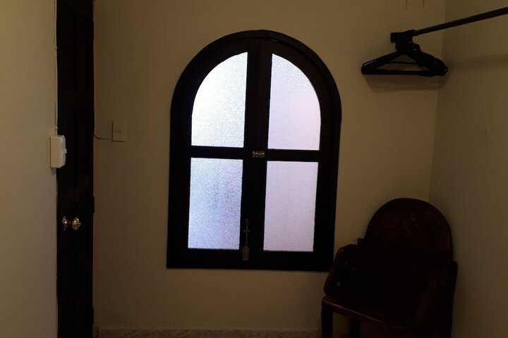 Room 53 of 94