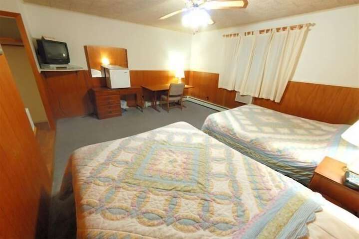 Room 12 of 37