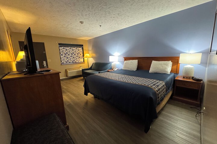 Room 21 of 53