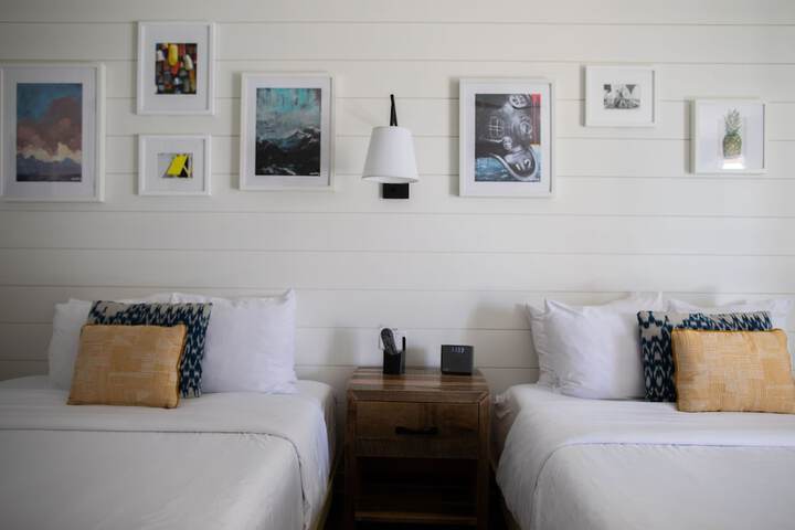 Room 15 of 28