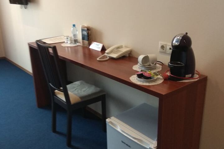 Room 8 of 22