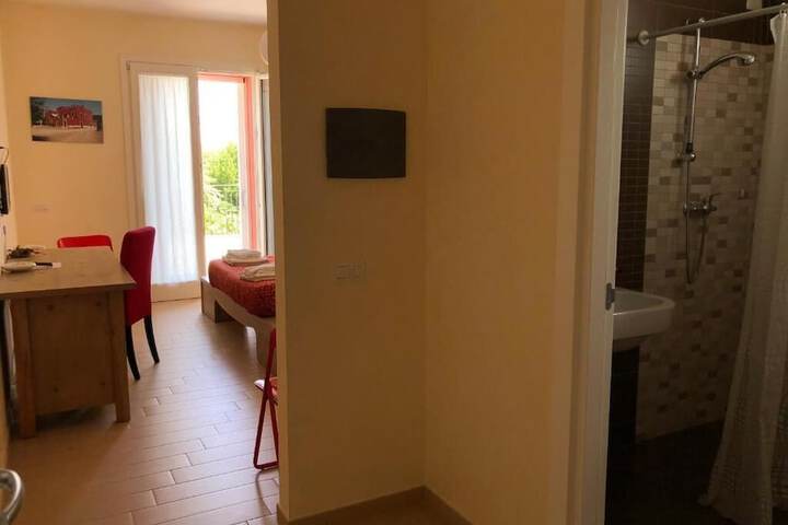 Room 16 of 43