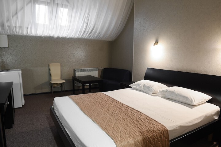 Room 14 of 35