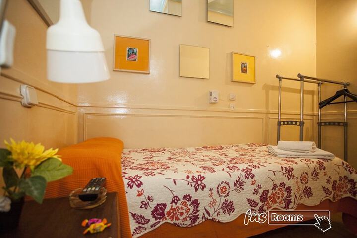 Room 30 of 67