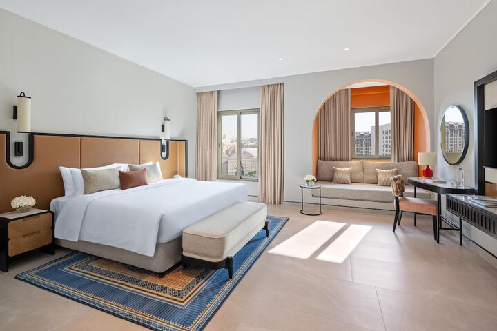 Room 43 of 111