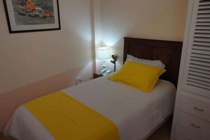 Room 9 of 29