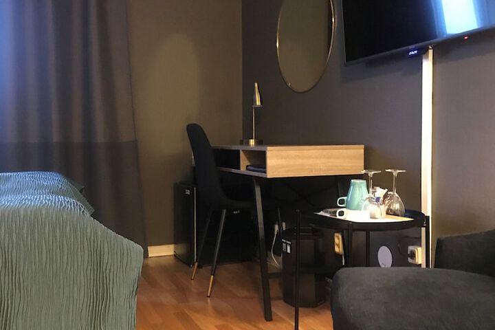 Room 21 of 113