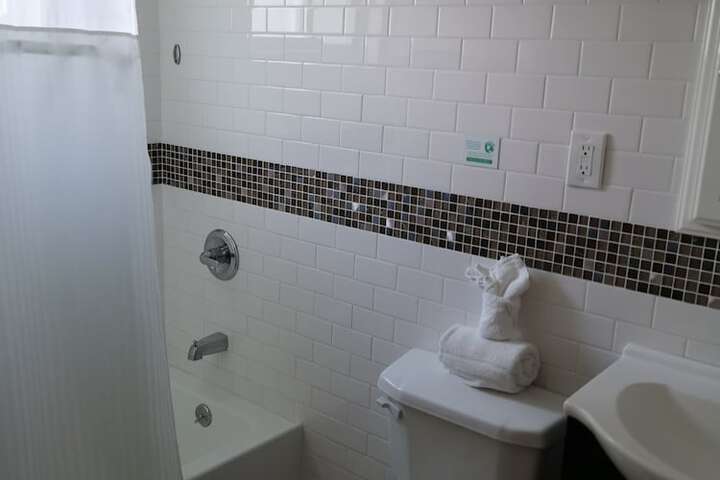 Room 27 of 54
