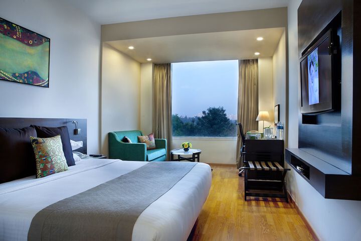 Room 15 of 42