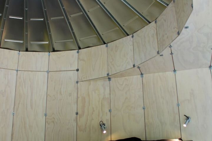 Room 6 of 60