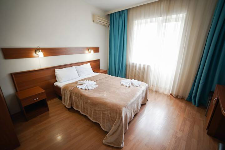 Room 5 of 53