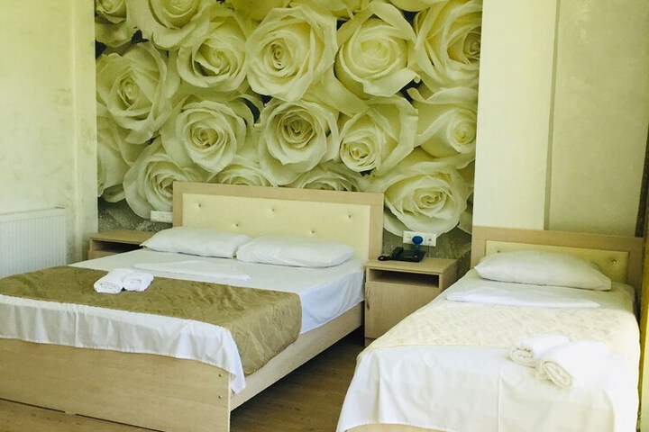 Room 28 of 35