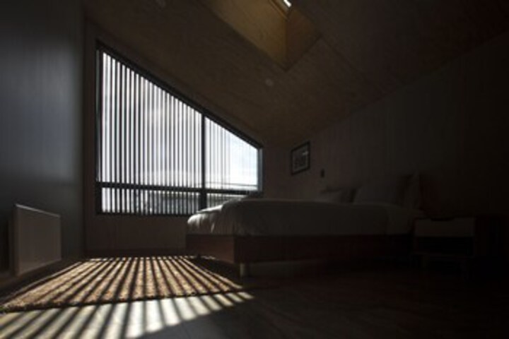 Room 28 of 37