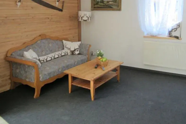 Room 3 of 12