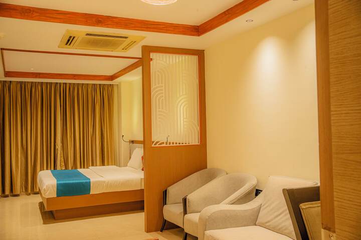 Room 19 of 38