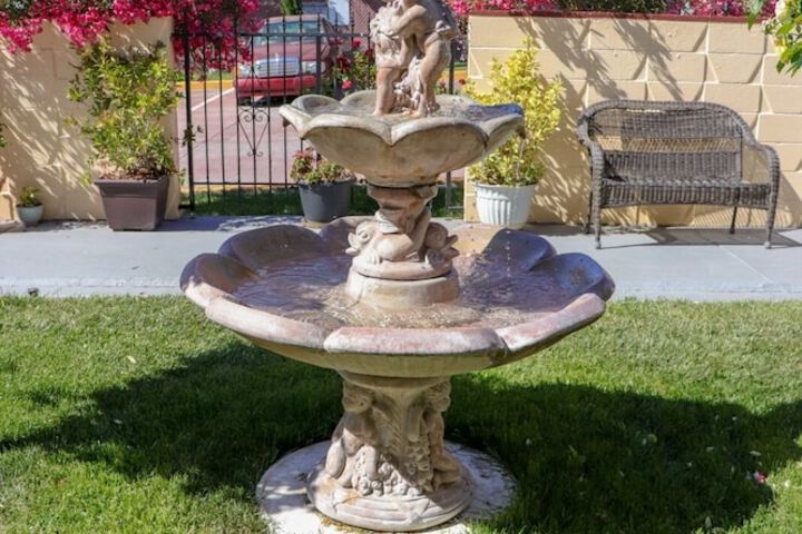 Hotel Exterior 34 of 38