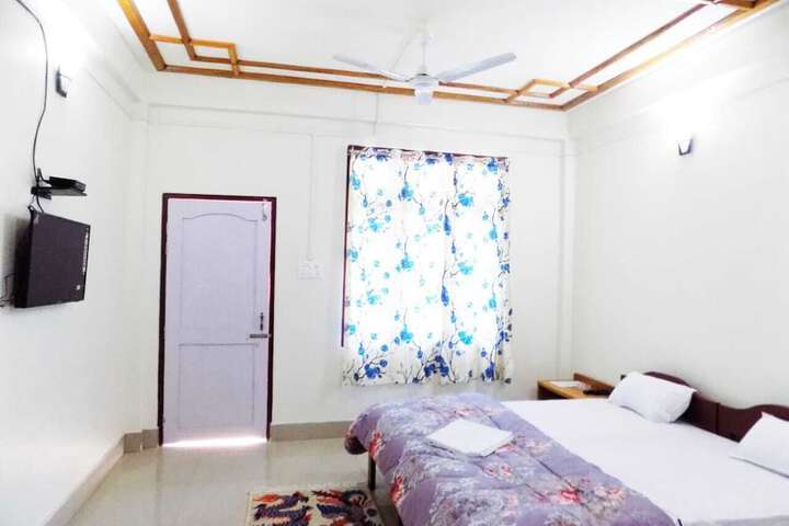 Room 2 of 16