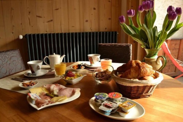Breakfast/Coffee Service 44 of 55