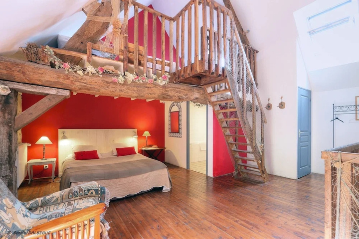 Room 2 of 14