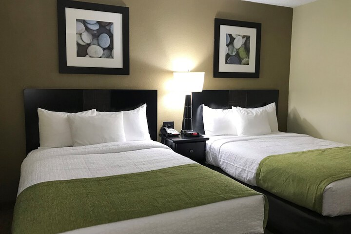 Room 2 of 18