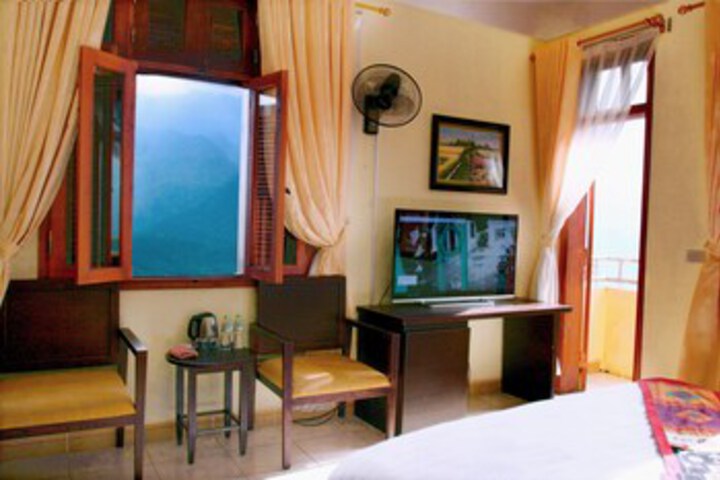 Room 14 of 21
