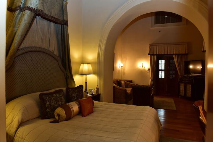 Room 12 of 53