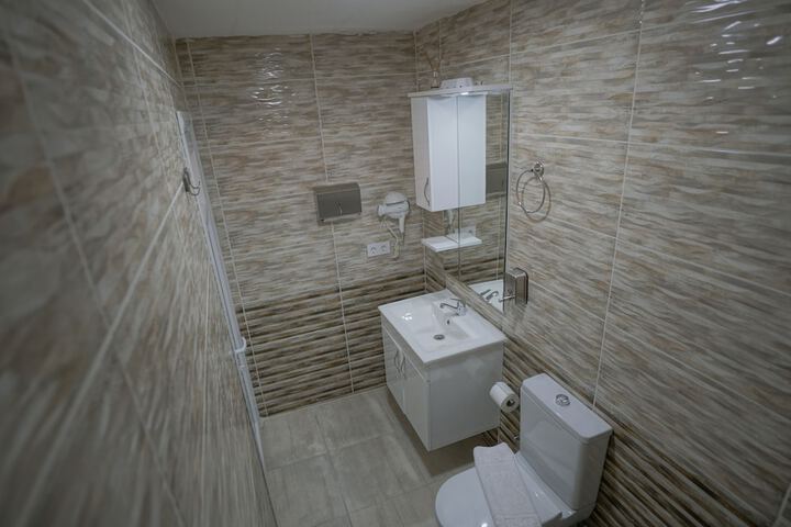Room 49 of 54