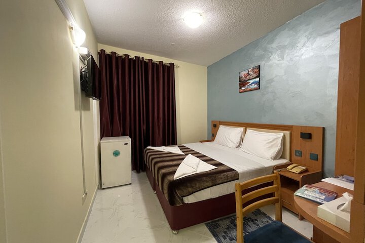 Room 45 of 103