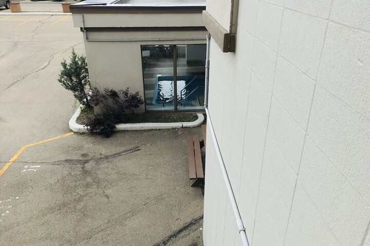 Hotel Exterior 63 of 65