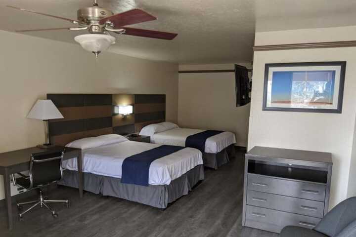 Room 7 of 17