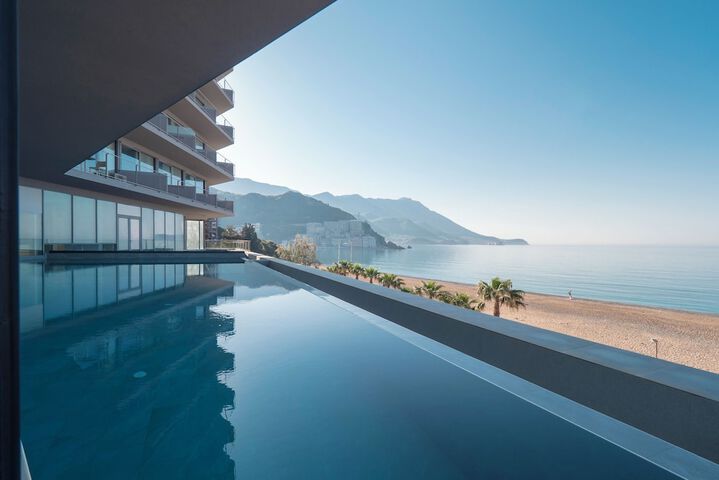 Pool 57 of 76